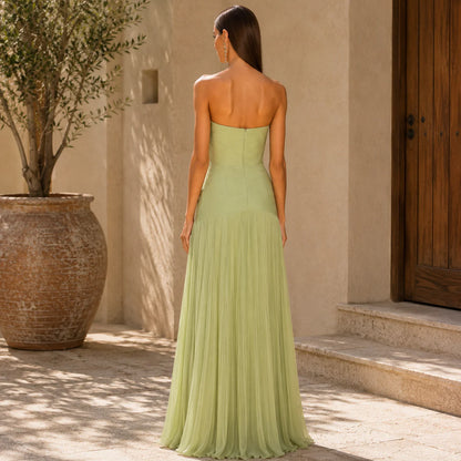 DENA | Vestido largo plisado con escote palabra de honor y caída elegante