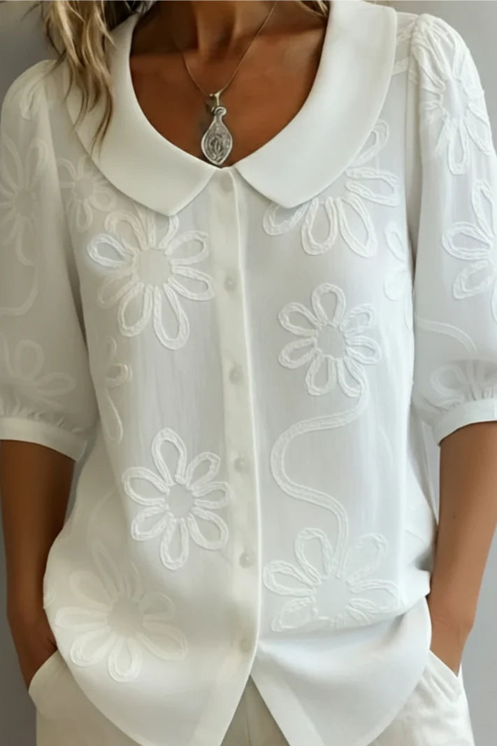 FIONA | Blusa fluida con acabado delicado