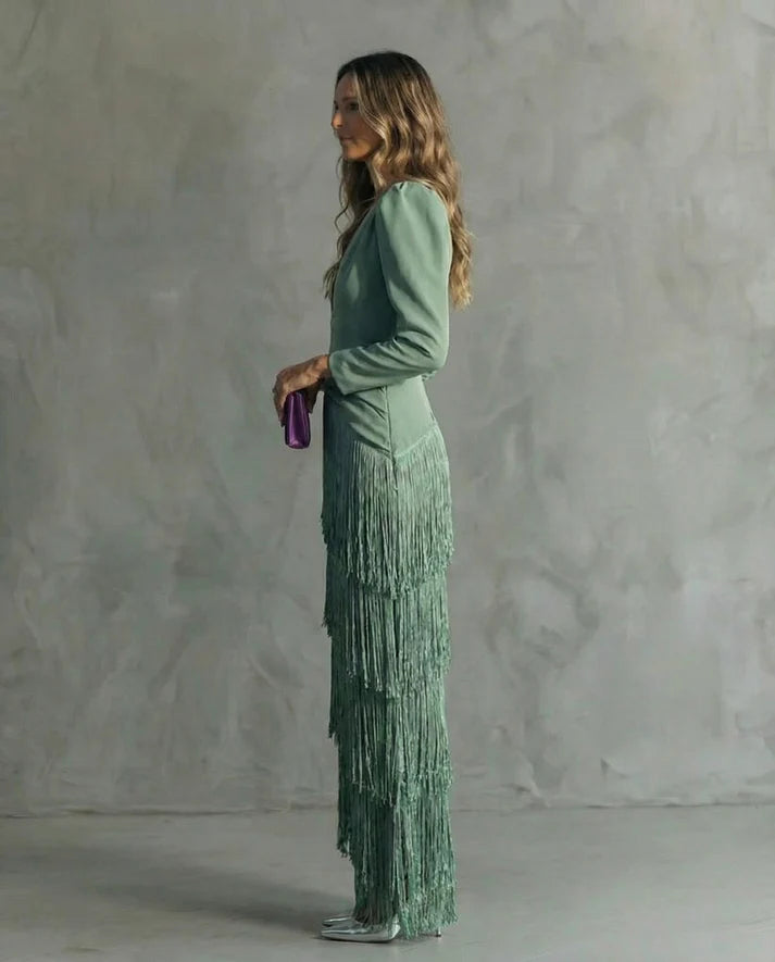 NÉRIA | Vestido Elegante con Mangas de Flecos