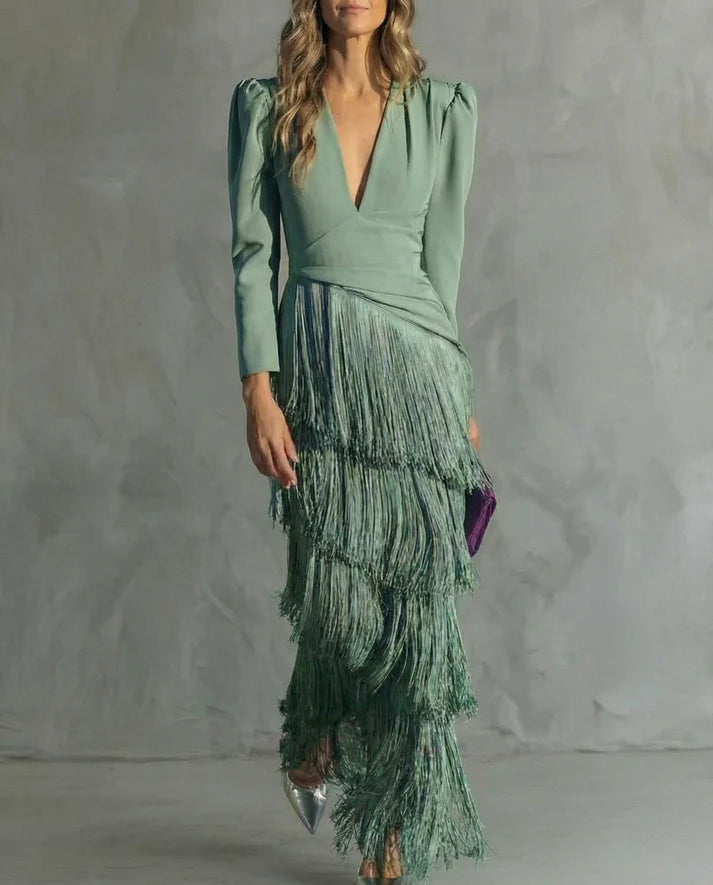 NÉRIA | Vestido Elegante con Mangas de Flecos