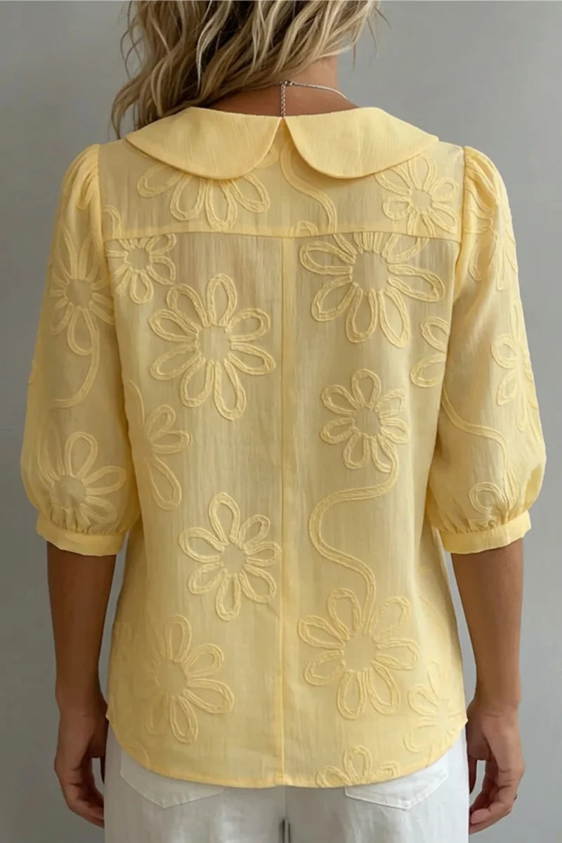 FIONA | Blusa fluida con acabado delicado